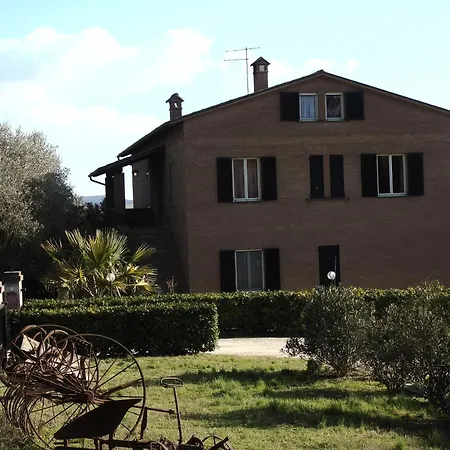 Poponi Vakantieboerderij Todi