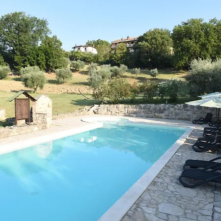 Poponi مزرعة للإقامة *